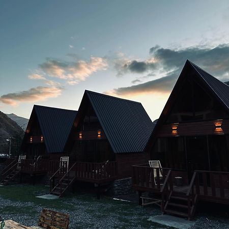 Trip Zone Kazbegi Stepantsminda Exterior foto